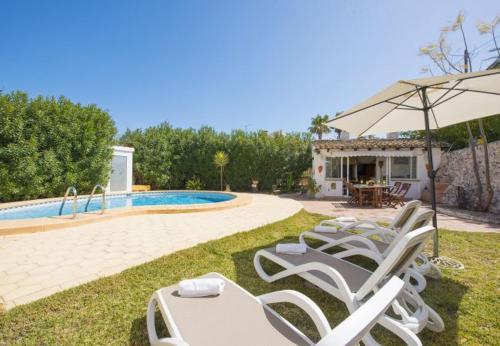 Urbanitzacio Montemar Villa Sleeps 8 Pool