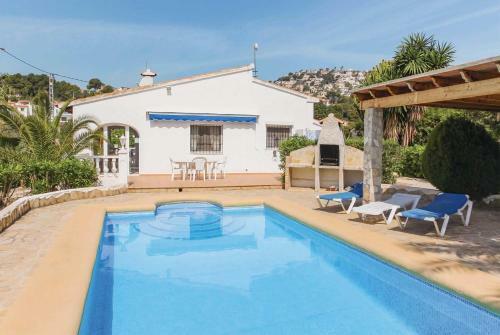 Fanadix Villa Sleeps 6 Wifi