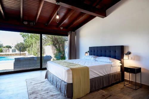 Sa Carroca 7 Bedroom Villa For Rent