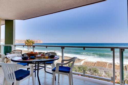 Apartamento Atenea @edificio Golden Life