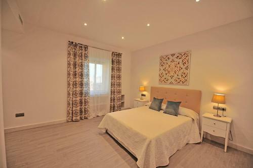 Apartamento Terrazas Plaza Arenal Cinco Dormitorios