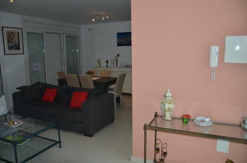 Garbi House