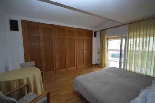 Bonito Y Espacioso Apartamento En Primera L�nea D
