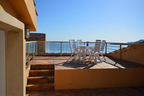 Bonito Y Espacioso Apartamento En Primera L�nea D