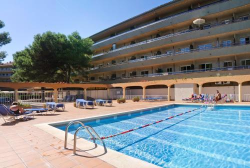 Rvhotels Apartamentos La Pineda