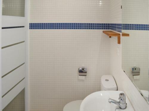 Three-bedroom Apartment In L'estartit