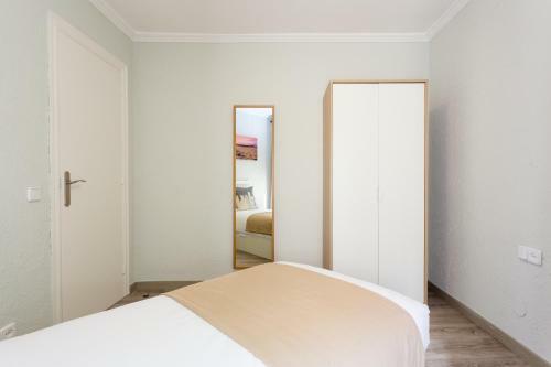 3 Bedroom Apartment Carrer Florida