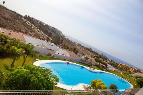 Luxury Apartment In La Caleta