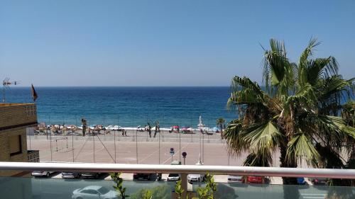 Apartamento Ideal Parejas Primera L�nea Playa Con Terraza Gb4