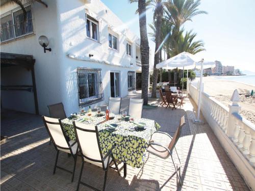 Six-bedroom Holiday Home In La Manga