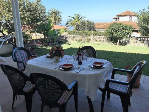 Holiday Home Flores De Erika- Las Lilas
