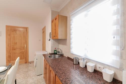 Downtown Share Apartment
