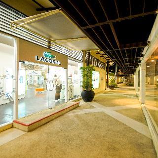 Hotel Iyara Beach Plaza