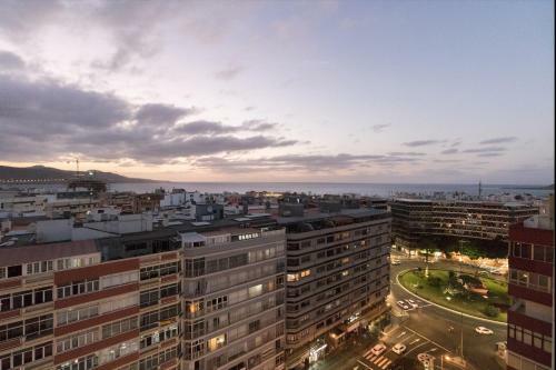 Central Square Apartment To Share "with Sea Views"