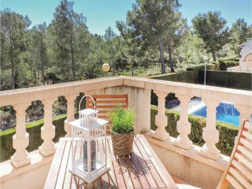 Three-bedroom Holiday Home In Mont-roig Del Camp