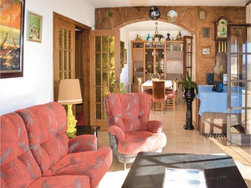 Three-bedroom Holiday Home In Lloret De Mar