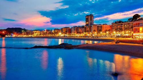 Apartamento Homeholidaysrentals Rossell II