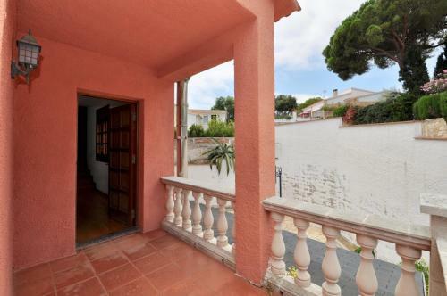 Villa Europa Lloretholiday With Panoramic Views, To The Beach 900m