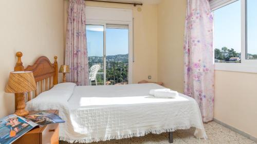 Lloret De Mar Villa Sleeps 7