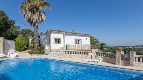 Lloret De Mar Villa Sleeps 7