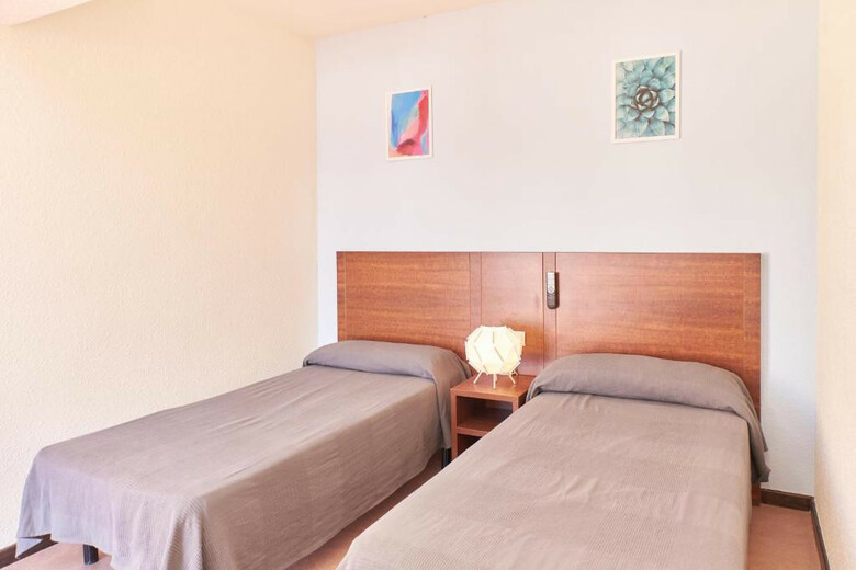 Checkin Caribe Youth Hotel