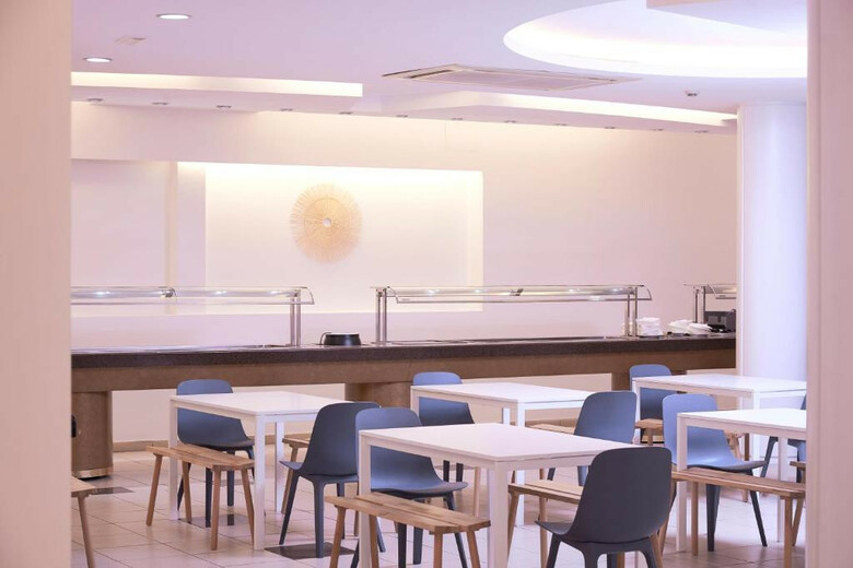 Checkin Caribe Youth Hotel