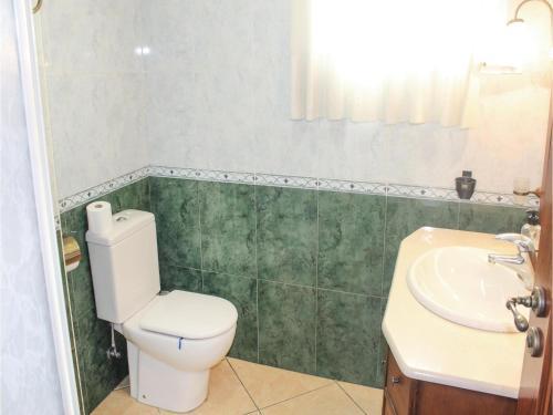 Five-bedroom Apartment In Los Alcazares