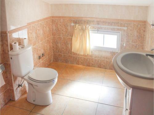 Five-bedroom Apartment In Los Alcazares