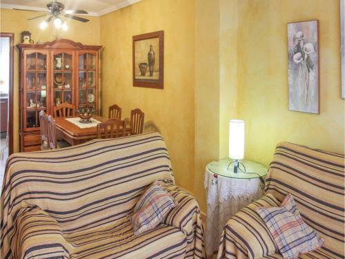 Five-bedroom Apartment In Los Alcazares