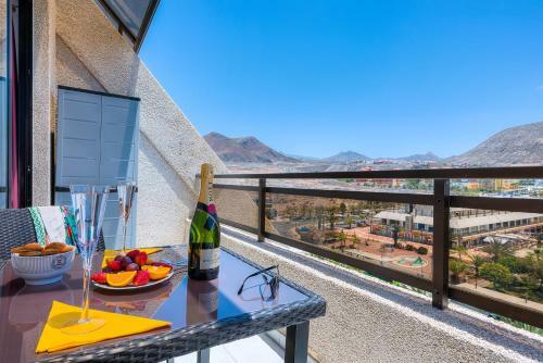 Modern Apartment Los Cristianos Center