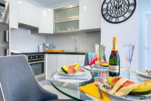 Modern Apartment Los Cristianos Center