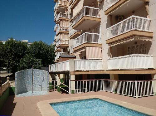 Apartamentos Gand�a Grau Y Playa 3000