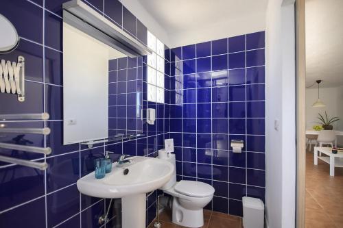 Apartamento Pe�as Blancas