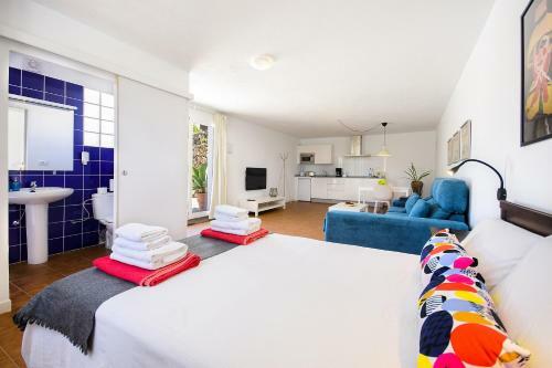 Apartamento Pe�as Blancas