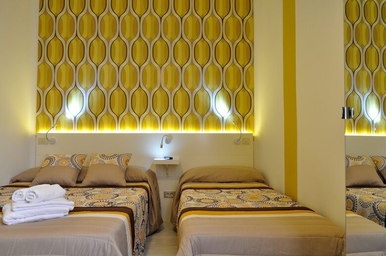 Albergue Far Home Plaza Mayor