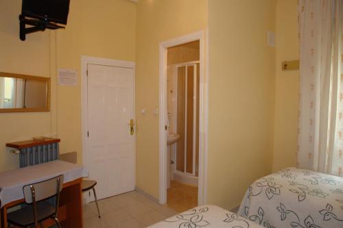 Hostal Dos Naciones