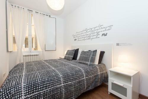 Apartamento Book In Madrid- Puerta Del Sol