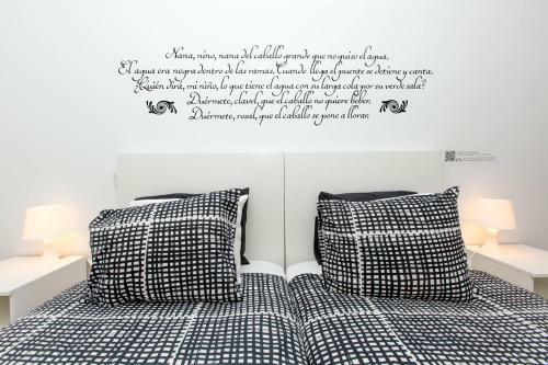 Apartamento Book In Madrid- Puerta Del Sol