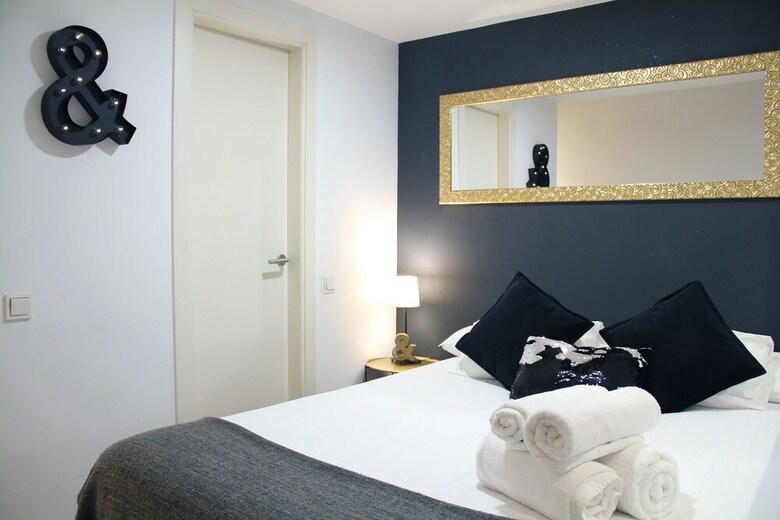 7rooms7 Gran Via Madrid Apartments