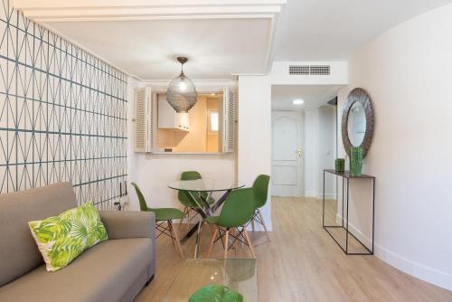 Apartamento Urbe10 Plaza De La Merced Duplex 1 Bedroom