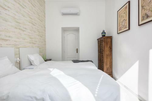 Three-bedroom Apartment Flamenco