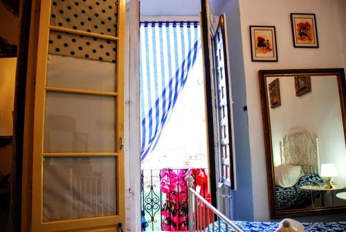 Bed & Breakfast Hostel Patio 19