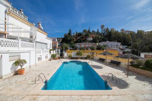 Hostal House With Garden & Pool In Malaga