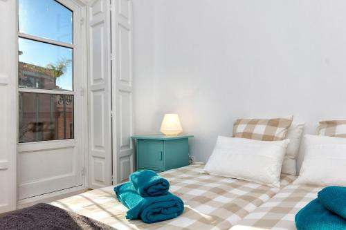 Three-bedroom Apartment With Terrace Lion