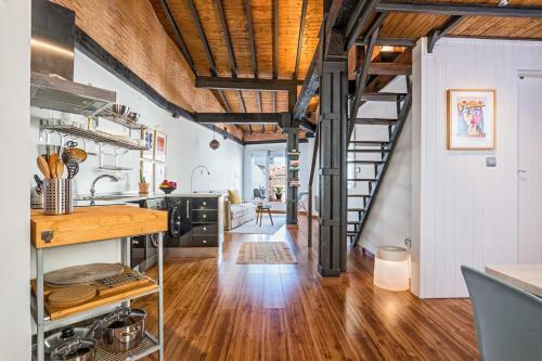 One-bedroom Apartment With Terrace Tina