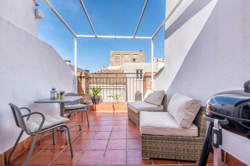 One-bedroom Apartment With Terrace Tina