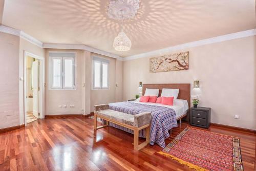 Three-bedroom Apartment With Terrace Emma