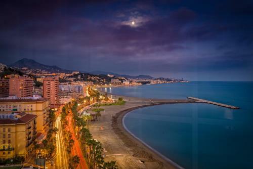 Three-bedroom Apartment With View Charlie