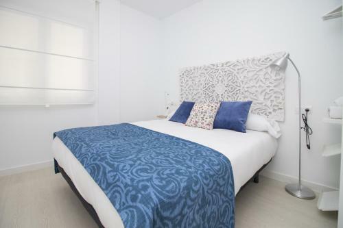 Bright Apartment Close To Beach And Town