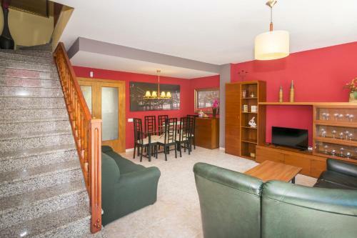 Homeholidaysrentals Coral